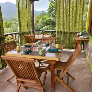 Lodge Serenity Dominica, Marigot