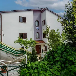 Apartment Iva Pula