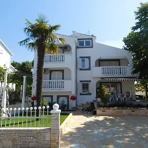 Apartment Lucija Pula